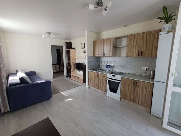 
  Продается 2-комн. квартира, 46.6 м², Молодежный пр-кт, д. 25
. Фото 1.