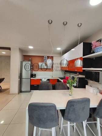 
  Продается 3-комн. квартира, 102 м², Шахтеров пр-кт, д. 70
. Фото 14.