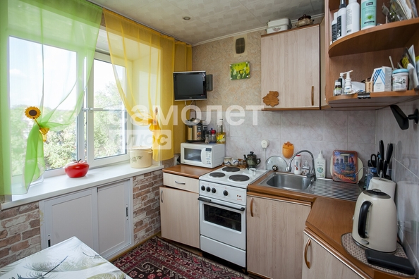 
  Продается 3-комн. квартира, 50.4 м², Инициативная ул, д. 24
. Фото 7.