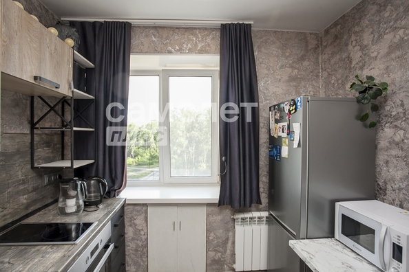 
  Продается 1-комн. квартира, 31.5 м², 40 лет Октября ул, д. 21
. Фото 2.