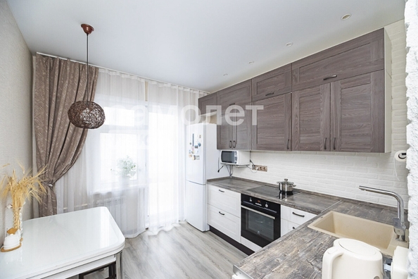 
  Продается 2-комн. квартира, 57 м², Строителей б-р, д. 57/1
. Фото 6.