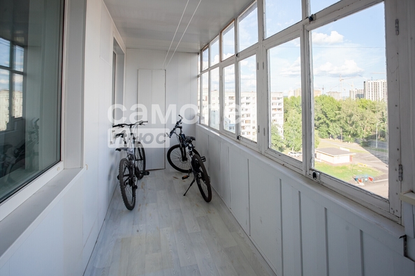 
  Продается 3-комн. квартира, 46.9 м², Строителей б-р, д. 56/2
. Фото 2.