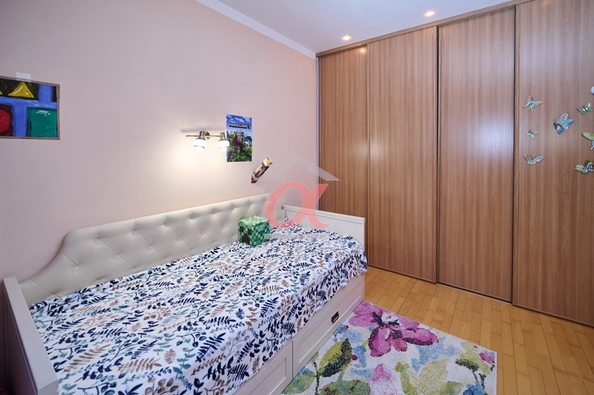 
  Продается 4-комн. квартира, 75.6 м², Московский пр-кт, д. 35
. Фото 6.