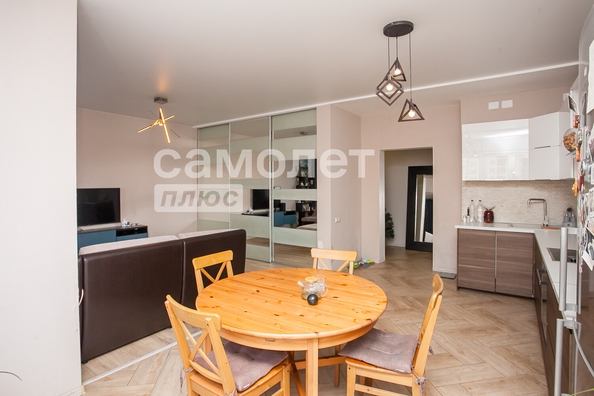 
  Продается 2-комн. квартира, 76.1 м², Притомский пр-кт, д. 35к2
. Фото 5.