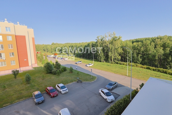 
  Продается 2-комн. квартира, 47 м², Осенний б-р, д. 16
. Фото 3.
