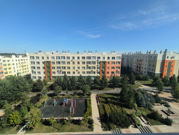 
  Сдается 3-комн. квартира, 69.4 м², Осенний б-р
. Фото 10.