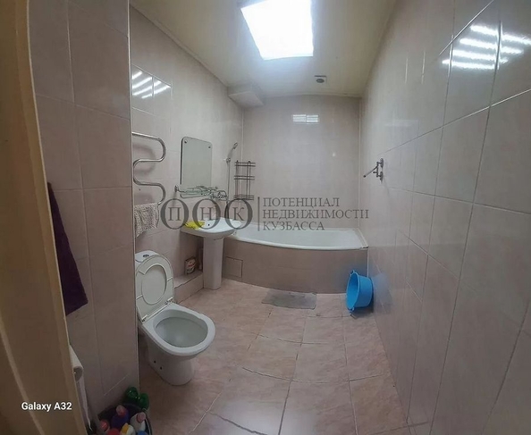 
  Продается 2-комн. квартира, 38.3 м², Космическая ул, д. 12
. Фото 4.
