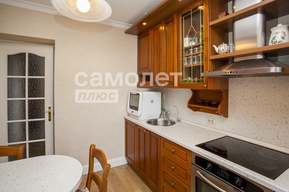 
  Продается 3-комн. квартира, 65 м², Ленина ул, д. 84
. Фото 4.