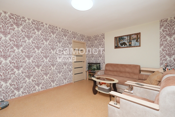 
  Продается 2-комн. квартира, 46.7 м², Солнечный мкр, д. 18
. Фото 8.