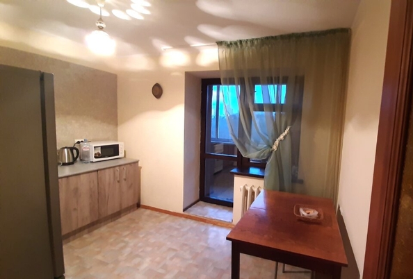 
  Сдается 2-комн. квартира, 67 м², Мичурина пер, д. 5
. Фото 8.