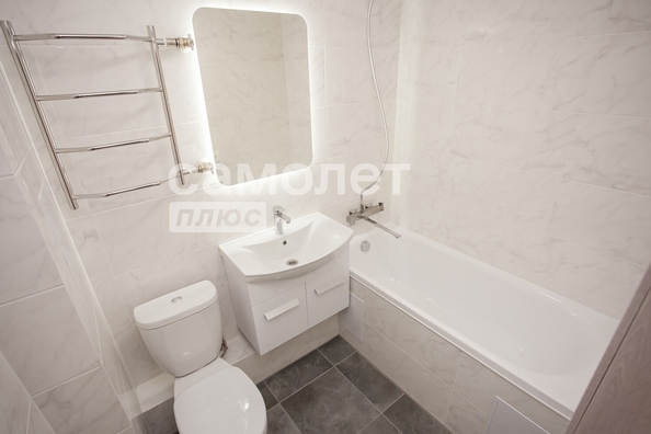 
  Продается 2-комн. квартира, 43 м², Строителей б-р, д. 42
. Фото 9.