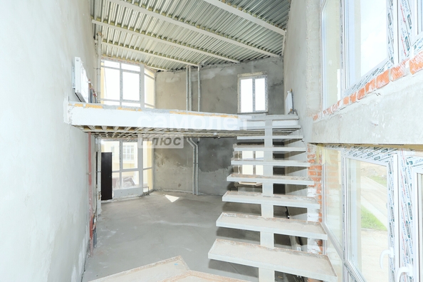 
  Продается 2-комн. квартира, 77.4 м², Строителей б-р, д. 71/8
. Фото 1.