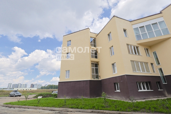 
  Продается 2-комн. квартира, 77.4 м², Строителей б-р, д. 71/8
. Фото 3.