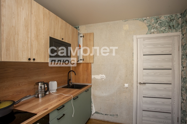 
  Продается 2-комн. квартира, 43.2 м², Суворова ул, д. 12
. Фото 11.