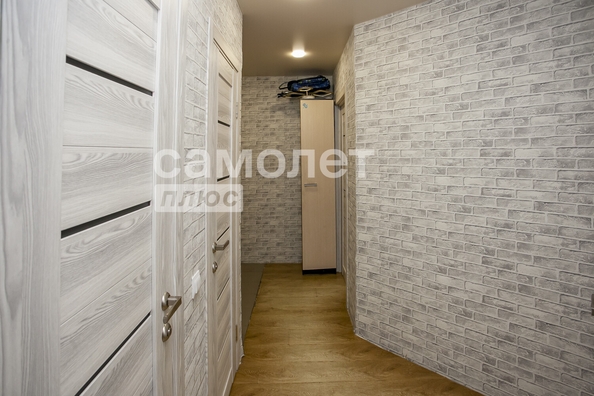 
  Продается 2-комн. квартира, 43.2 м², Суворова ул, д. 12
. Фото 18.