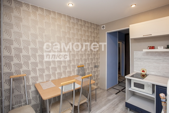 
  Продается 1-комн. квартира, 39.7 м², Молодежный пр-кт, д. 11
. Фото 2.
