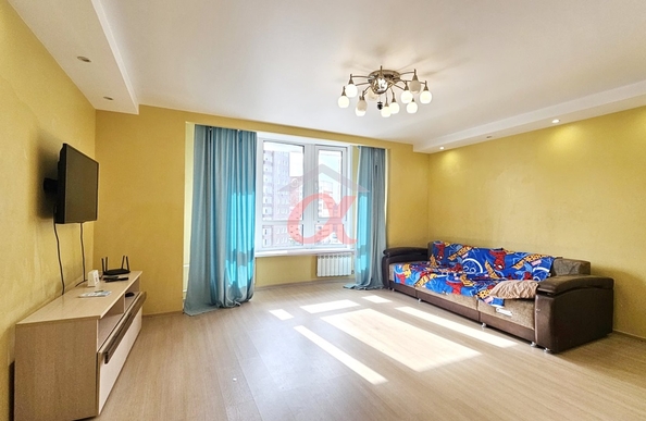 
  Продается 3-комн. квартира, 99.8 м², Шахтеров пр-кт, д. 66
. Фото 1.