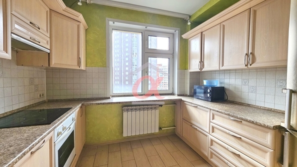 
  Продается 3-комн. квартира, 99.8 м², Шахтеров пр-кт, д. 66
. Фото 6.