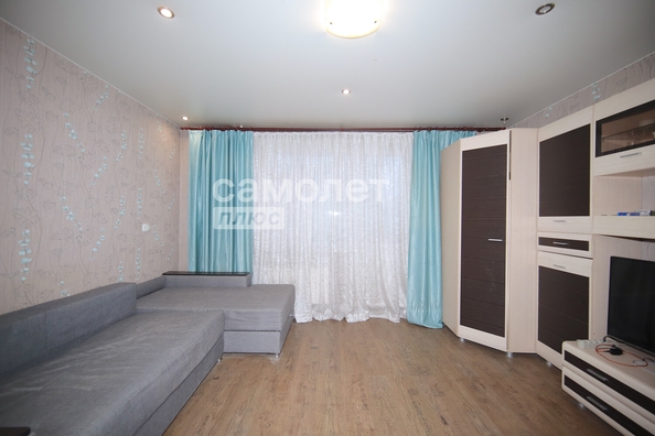 
  Продается 3-комн. квартира, 59.3 м², Октябрьский пр-кт, д. 82
. Фото 4.