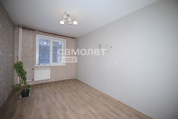 
  Продается 3-комн. квартира, 59.3 м², Октябрьский пр-кт, д. 82
. Фото 8.