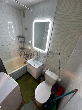 
  Продается 3-комн. квартира, 52 м², Инициативная ул, д. 16б
. Фото 5.