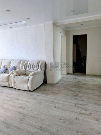 
  Продается 3-комн. квартира, 88.9 м², Молодежный пр-кт, д. 27а
. Фото 9.