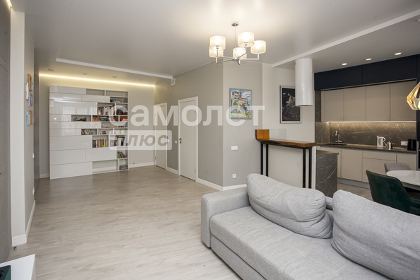 
  Продается 3-комн. квартира, 92.5 м², Осенний б-р, д. 14
. Фото 2.