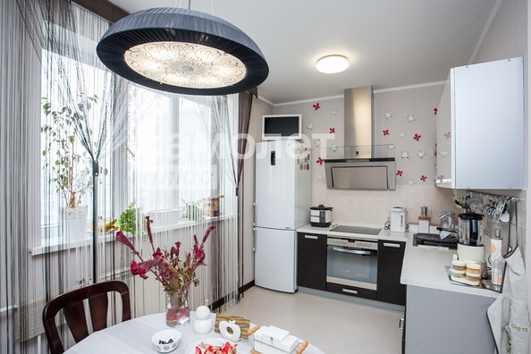 
  Продается 2-комн. квартира, 75.7 м², Октябрьский пр-кт, д. 36в
. Фото 7.