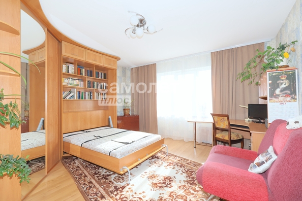 
  Продается 3-комн. квартира, 69.8 м², Ленина пр-кт, д. 146/1
. Фото 9.