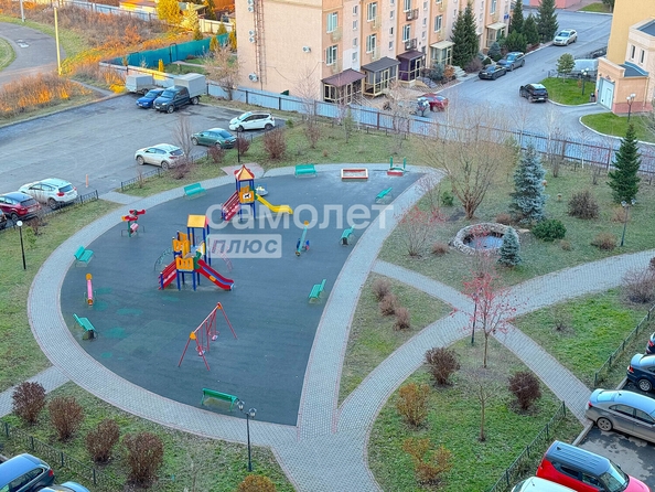 
  Продается 2-комн. квартира, 68.3 м², Марковцева ул, д. 6
. Фото 24.