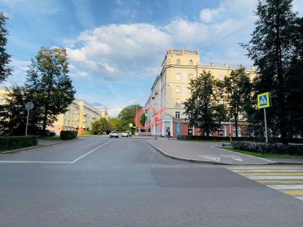 
  Продается 3-комн. квартира, 106.4 м², Орджоникидзе ул, д. 4
. Фото 2.
