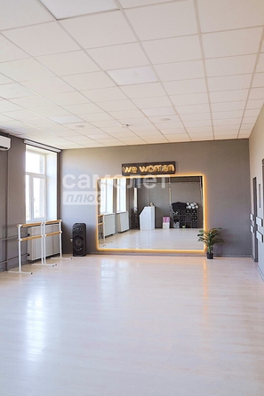 
  Продается универсальное помещение, 64 м², Кузнецкий пр-кт, д. 17
. Фото 1.