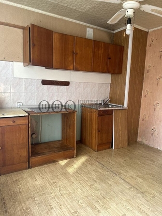 
  Продается 2-комн. квартира, 68.3 м², Глинки ул, д. 5
. Фото 6.