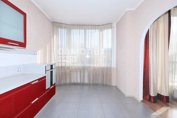
  Продается 2-комн. квартира, 82.1 м², Соборная ул, д. 3
. Фото 5.