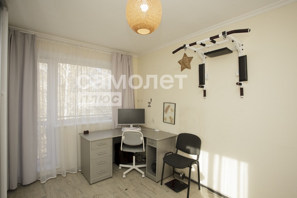 
  Продается 3-комн. квартира, 61 м², Волгоградская ул, д. 32а
. Фото 9.