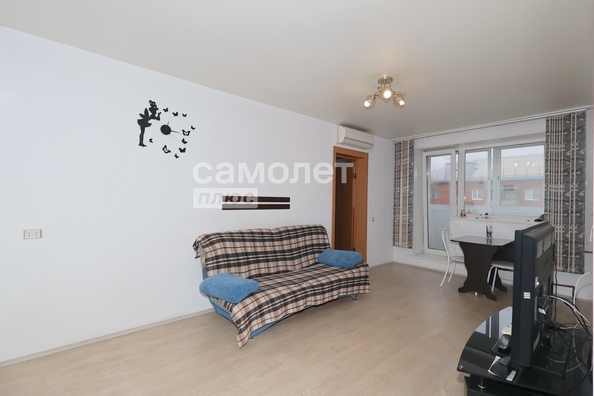 
  Продается 2-комн. квартира, 42.6 м², Юрия Смирнова ул, д. 24
. Фото 7.