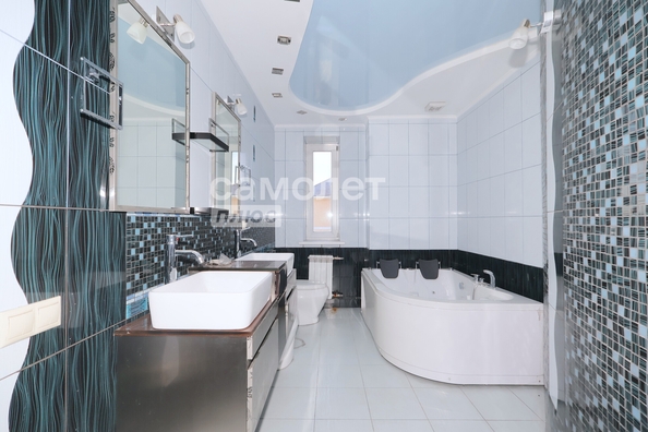 
  Продается коттедж 455.5 м², в КП Маленькая Италия. Фото 24.