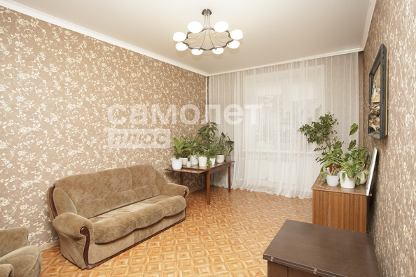 
  Продается 3-комн. квартира 75.8 м². Фото 1.