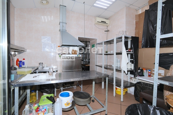 
  Сдается универсальное помещение 571 м². Фото 25.