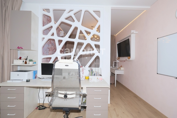 
  Продается 4-комн. квартира 146.8 м², в ЖК Южный, дом Рубиновый. Фото 23.