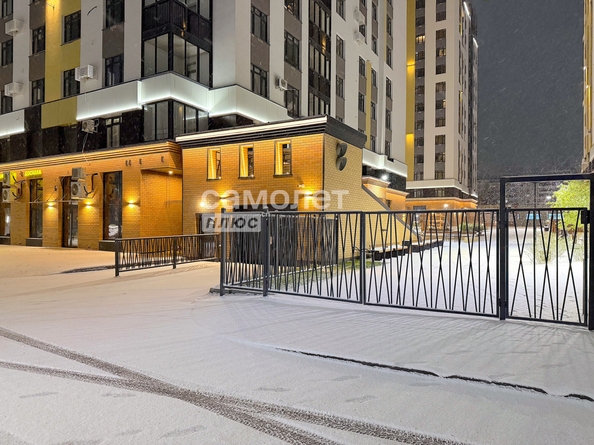
  Сдается торговая площадь 127.7 м², в ЖК Чемпион-парк, дом 2. Фото 2.