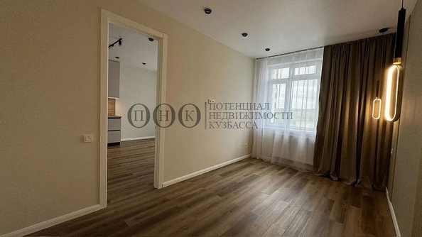 
  Продается 2-комн. квартира 39 м², в ЖК Парковый, дом 3 этап 1. Фото 13.