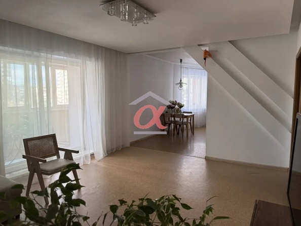 
  Продается 4-комн. квартира 98.1 м². Фото 8.