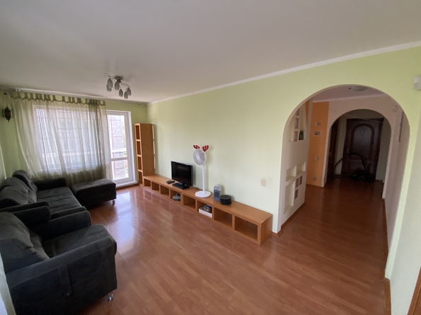 
  Продам 4-комн. квартиру 112.6 м². Фото 1.