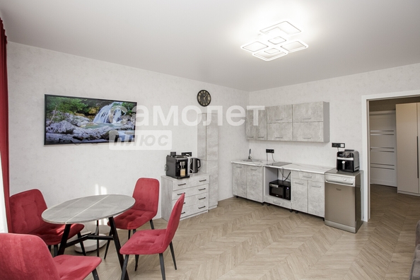 
  Продается 3-комн. квартира 63 м². Фото 1.