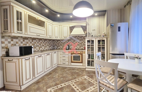 
  Продается 4-комн. квартира 113 м². Фото 1.