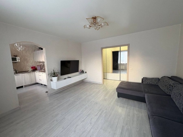 
  Продается 4-комн. квартира 95.6 м². Фото 1.