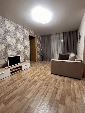 
  Продается 3-комн. квартира 42.5 м². Фото 1.