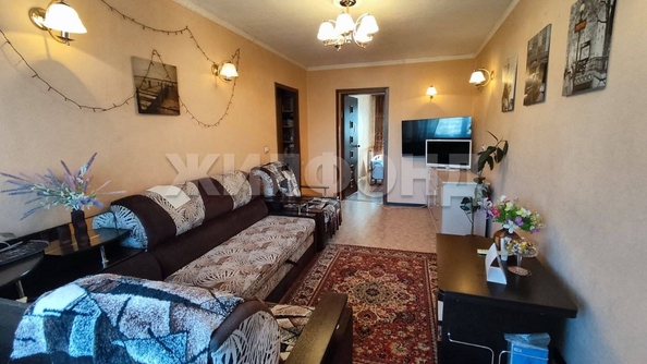 
   Продам 3-комнатную, 58.4 м², Котовского ул, 48

. Фото 2.