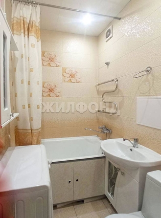 
  Продается 2-комн. квартира, 39.6 м², Падунская ул, д. 10
. Фото 3.